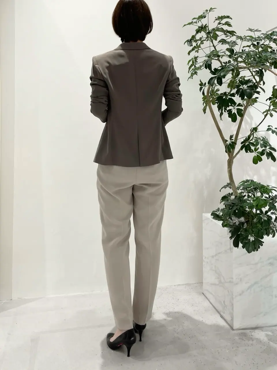 BEIGE， 小泉 コーディネート画像