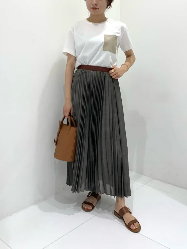 BEIGE， アライ コーディネート画像