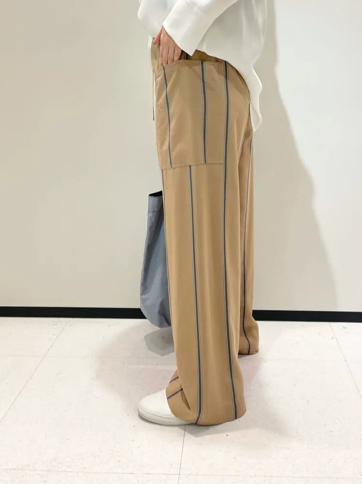 BEIGE， 藤木 コーディネート画像