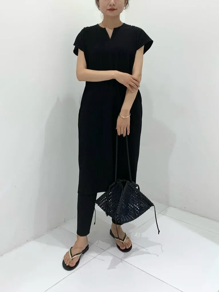 BEIGE， アライ コーディネート画像