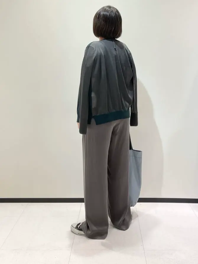 BEIGE， 藤木 コーディネート画像