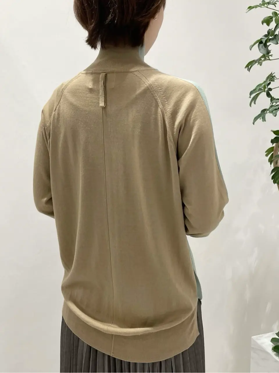 BEIGE， 小泉 コーディネート画像