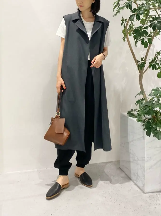 BEIGE， R.A コーディネート画像