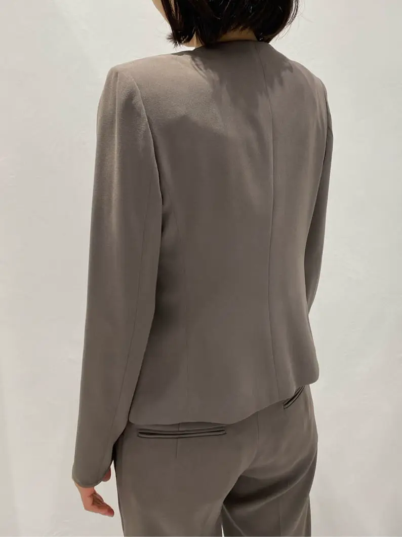 BEIGE， R.A コーディネート画像