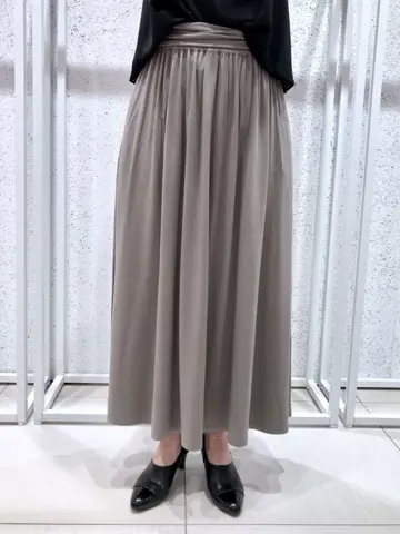 BEIGE， スタッフ コーディネート画像