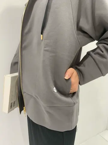 BEIGE， アライ コーディネート画像