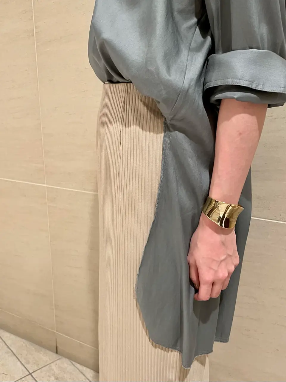 BEIGE， スタッフ コーディネート画像