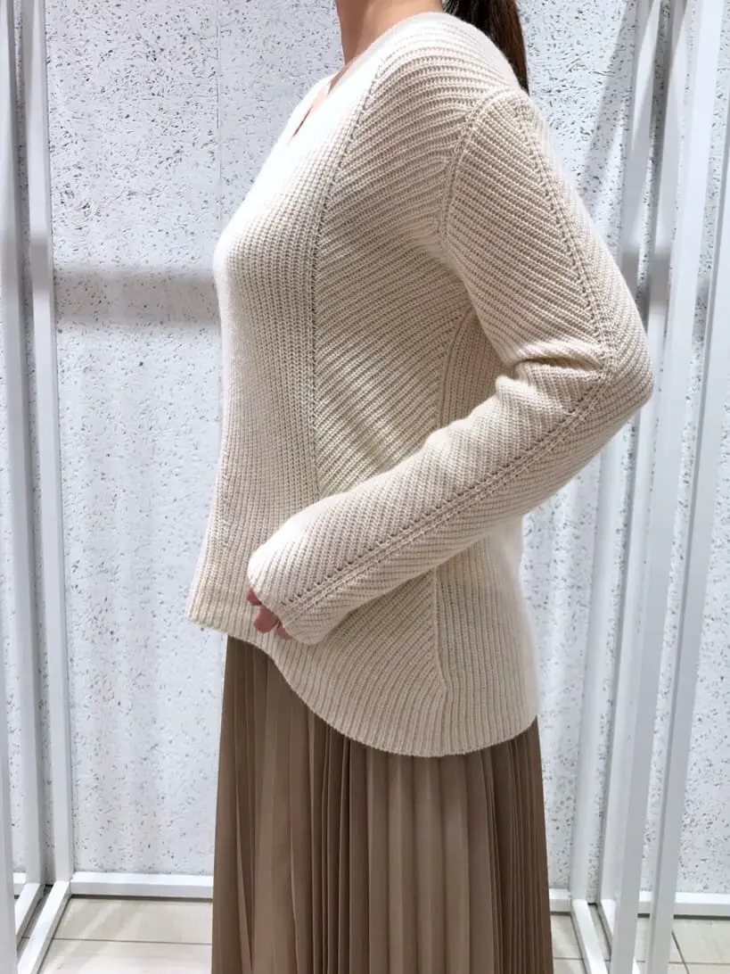 BEIGE， スタッフ コーディネート画像