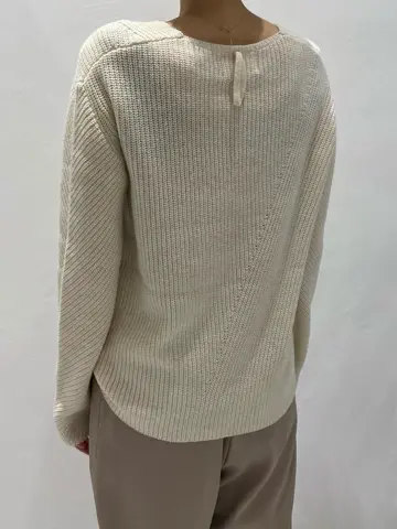 BEIGE， R.A コーディネート画像