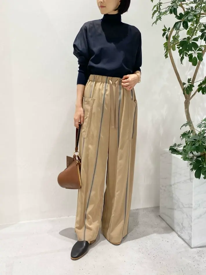 BEIGE， R.A コーディネート画像