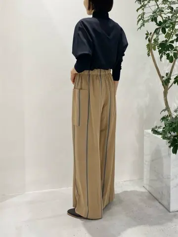 BEIGE， R.A コーディネート画像