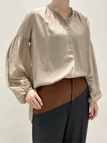 BEIGE， 小泉 コーディネート画像