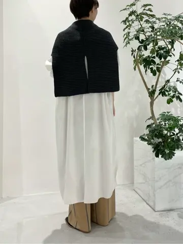 BEIGE， 小泉 コーディネート画像