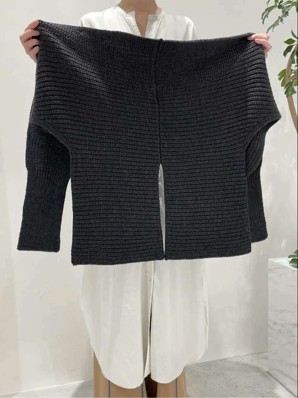 BEIGE， 小泉 コーディネート画像