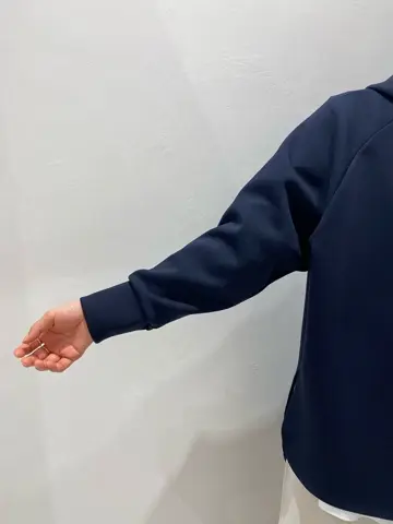 BEIGE， R.A コーディネート画像