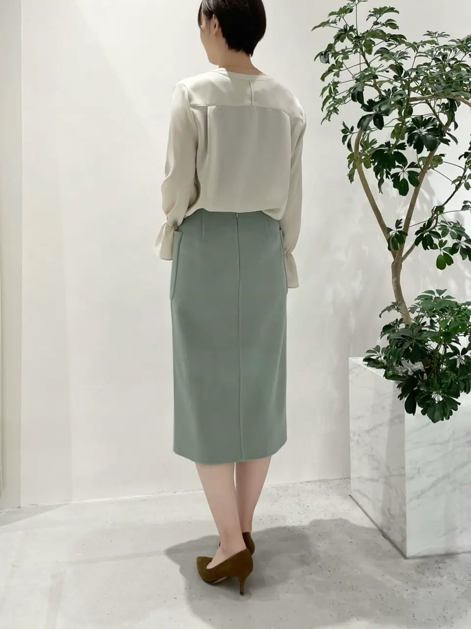 BEIGE， 小泉 コーディネート画像