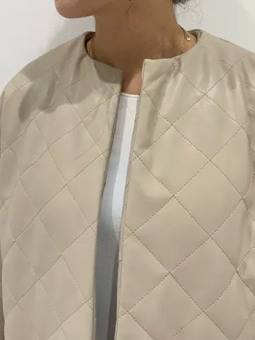 BEIGE， アライ コーディネート画像