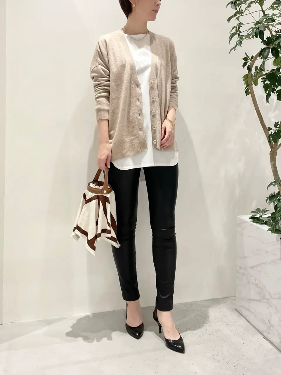 BEIGE， 小泉 コーディネート画像