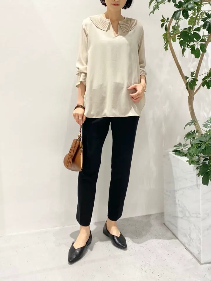 BEIGE， R.A コーディネート画像