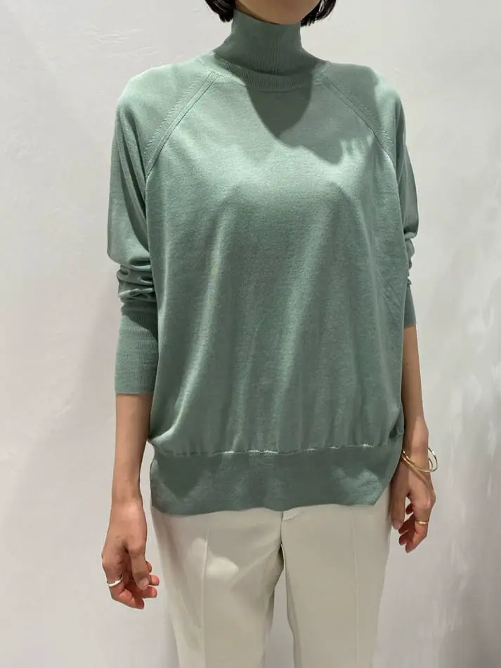 BEIGE， R.A コーディネート画像