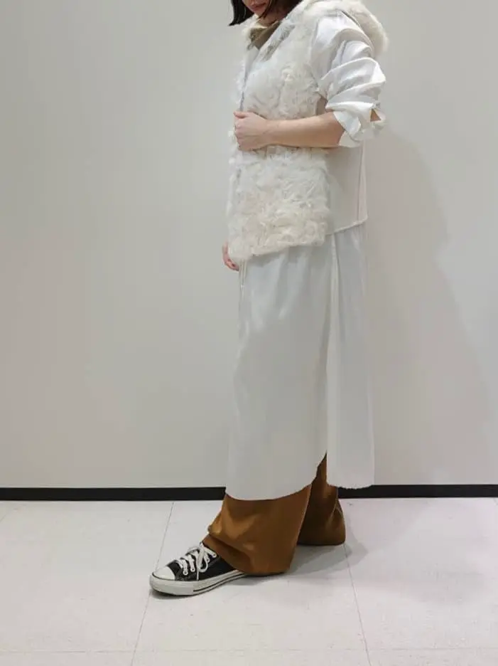 BEIGE， 藤木 コーディネート画像