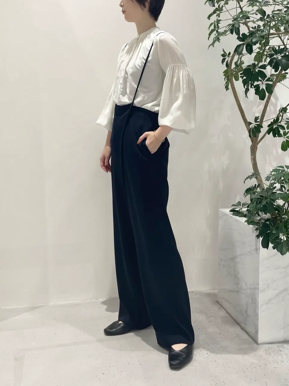 BEIGE， 小泉 コーディネート画像