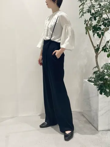 BEIGE， 小泉 コーディネート画像