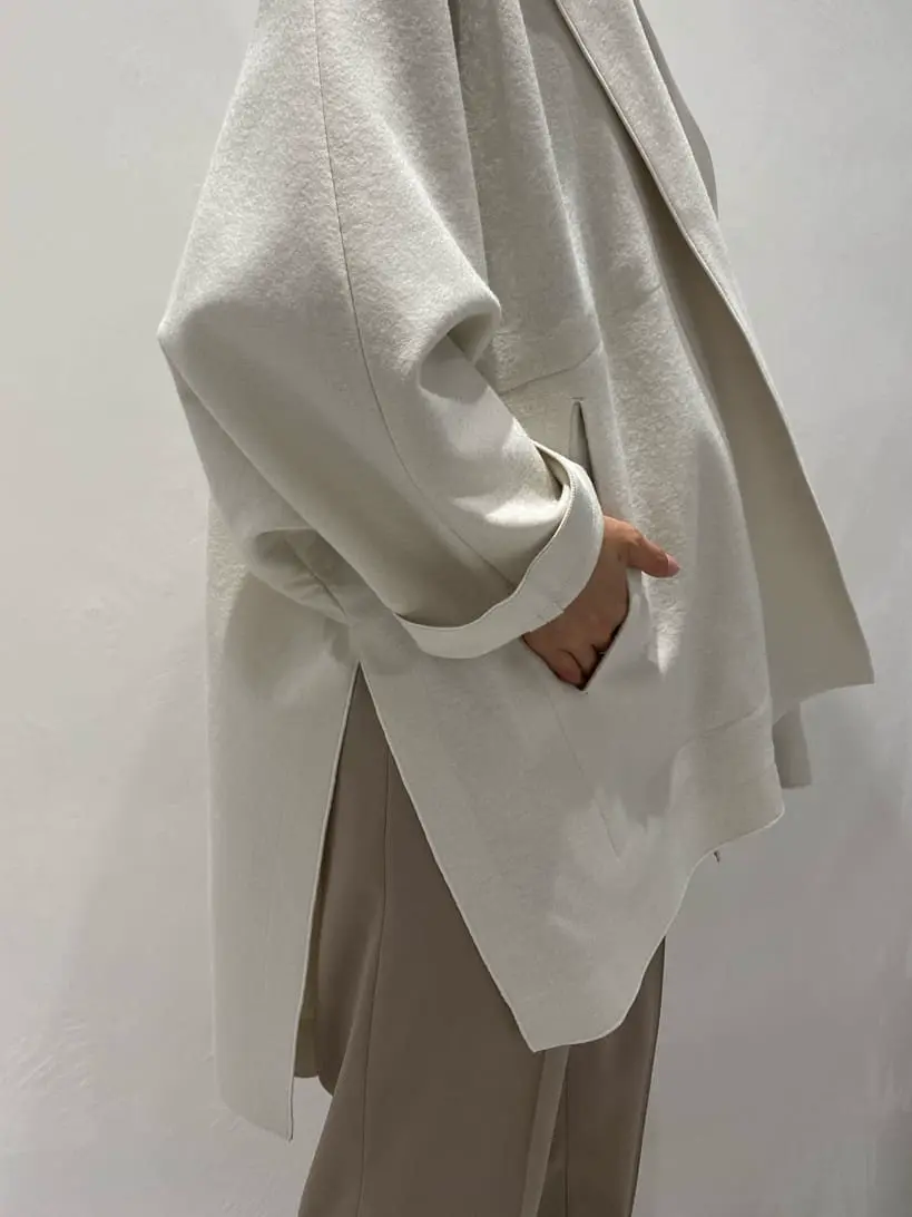 BEIGE， R.A コーディネート画像