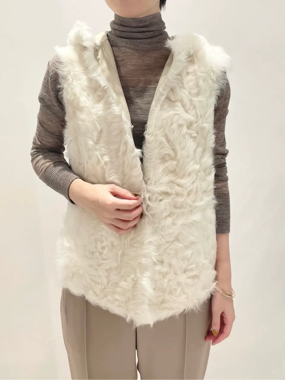 BEIGE， 小泉 コーディネート画像