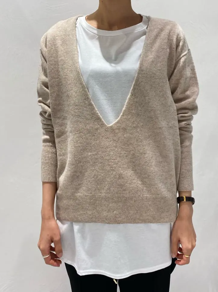 BEIGE， R.A コーディネート画像