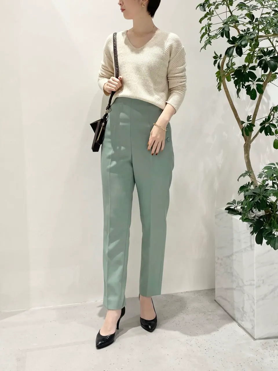 BEIGE， 小泉 コーディネート画像