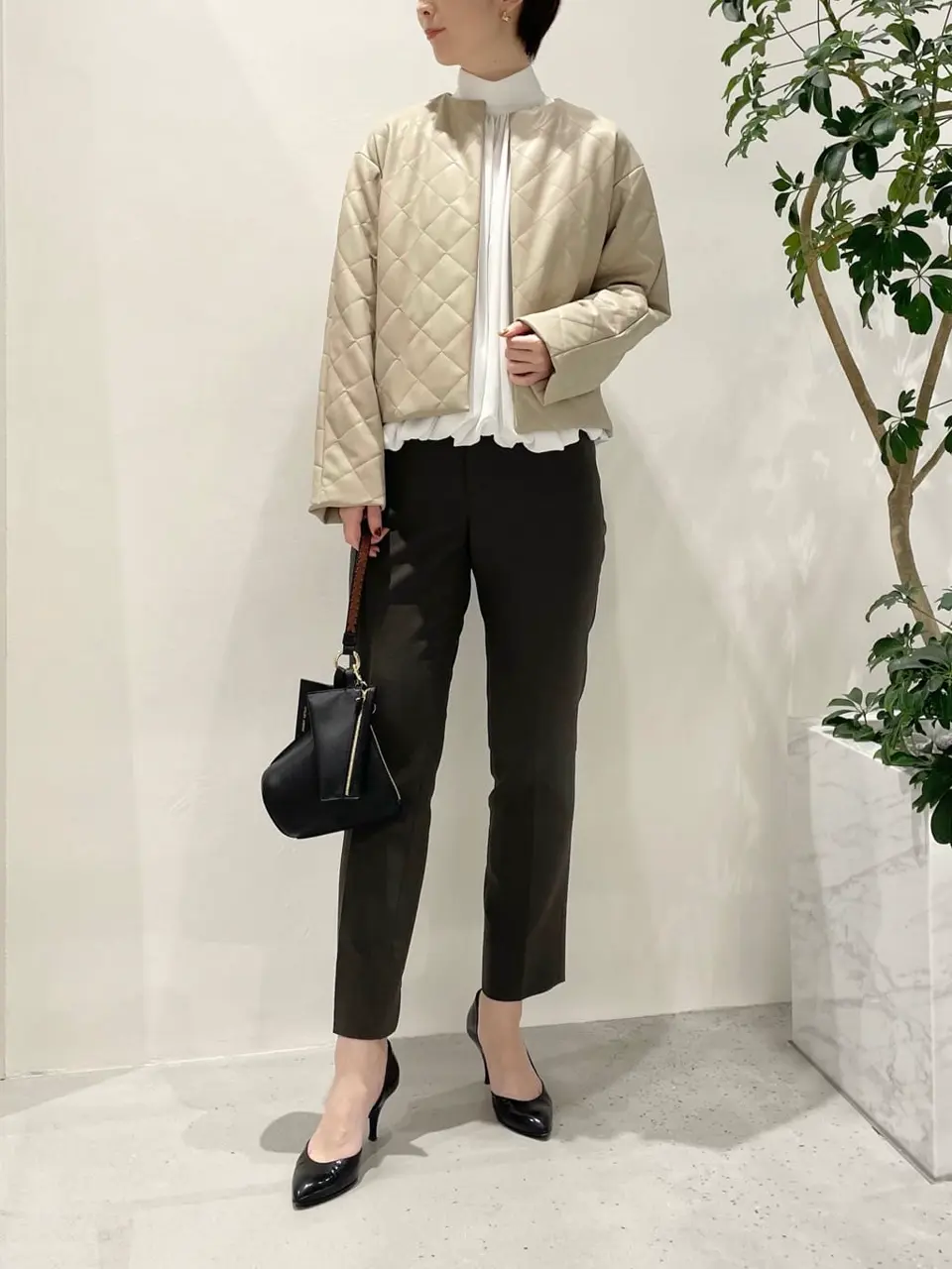 BEIGE， 小泉 コーディネート画像