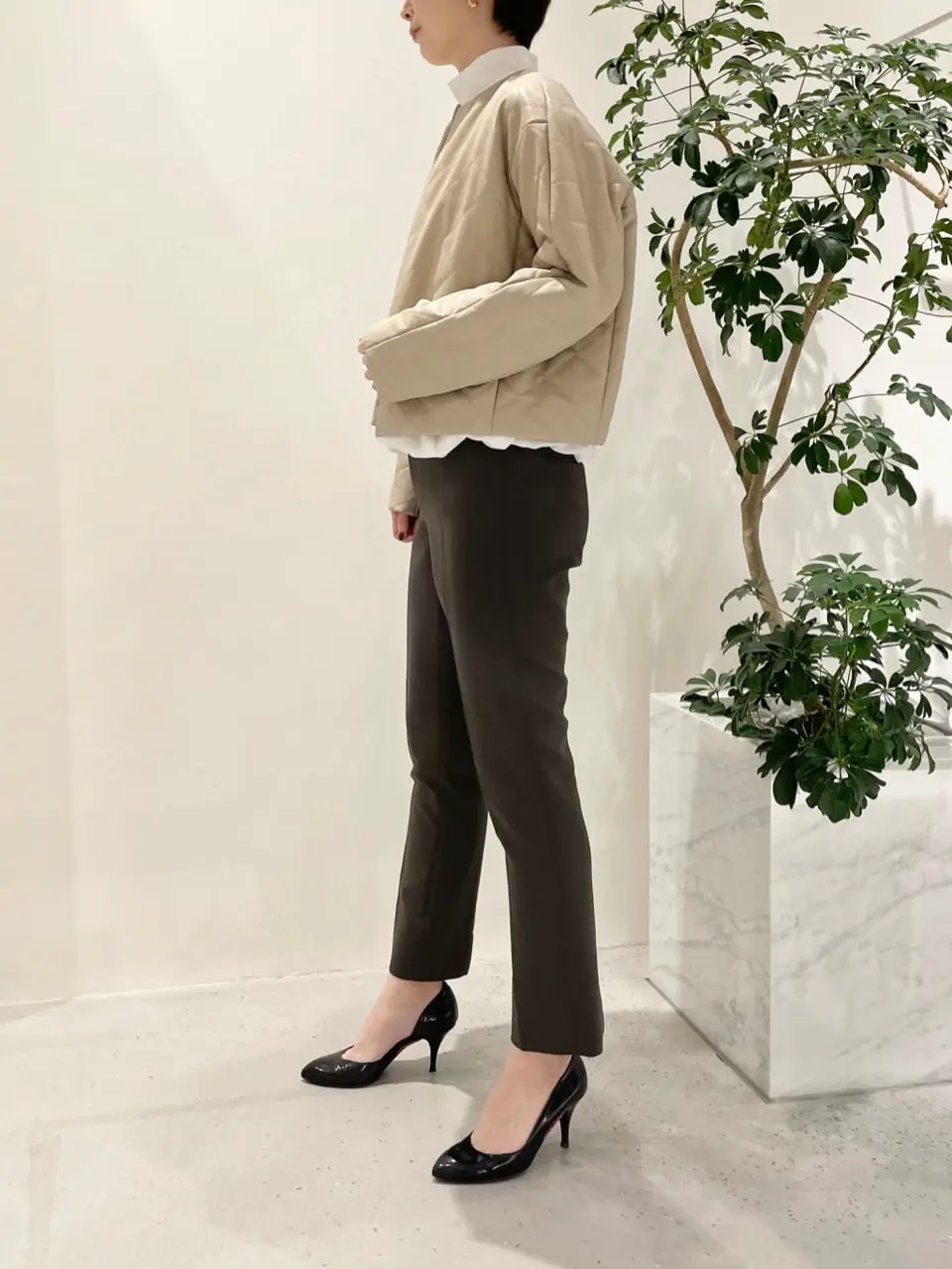 BEIGE， 小泉 コーディネート画像