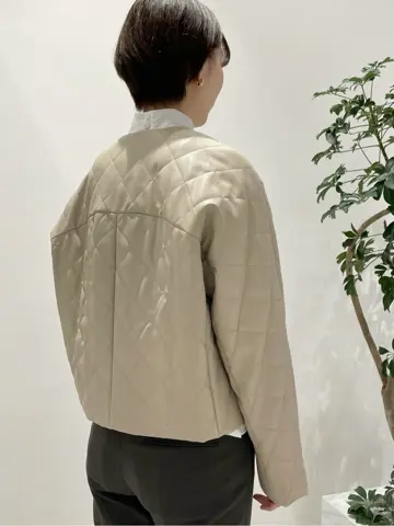 BEIGE， 小泉 コーディネート画像