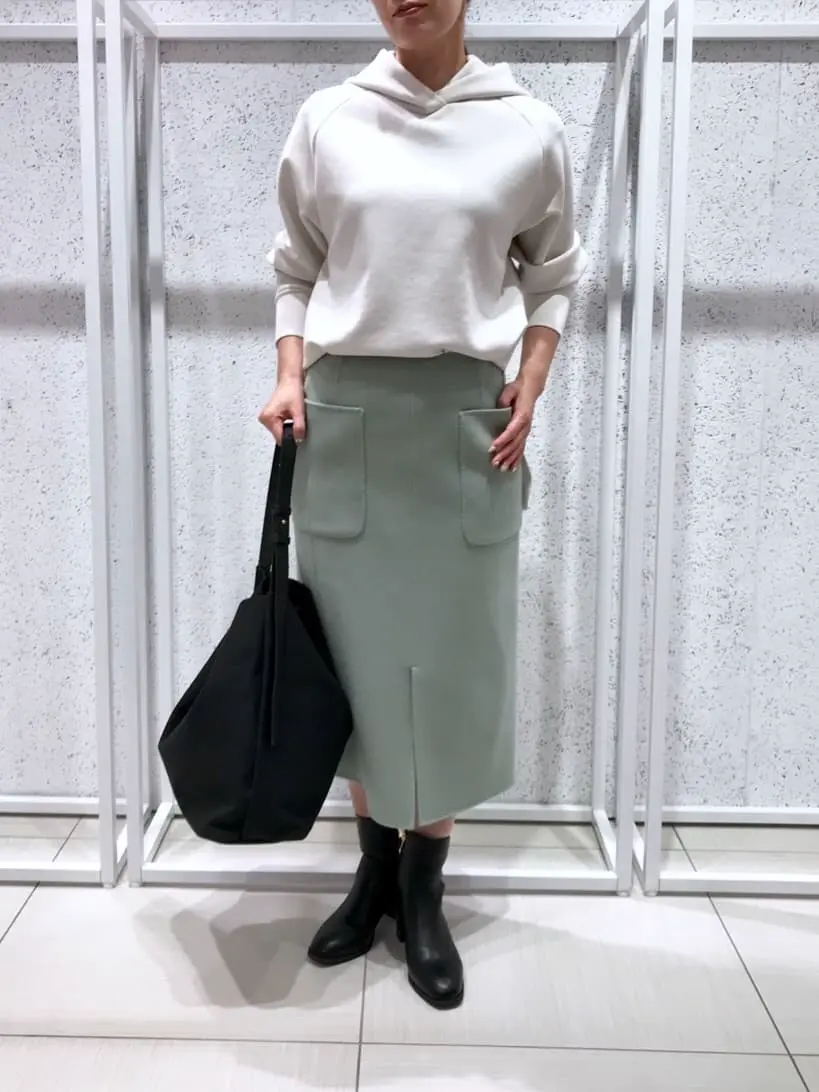 BEIGE， スタッフ コーディネート画像