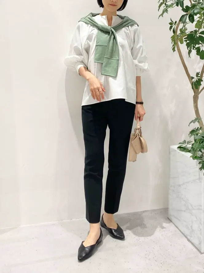 BEIGE， R.A コーディネート画像