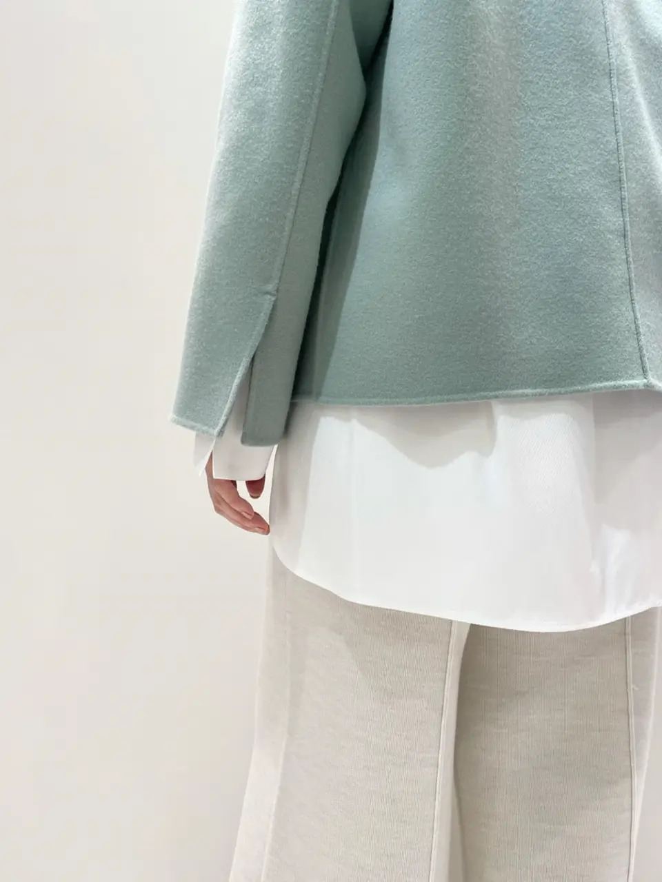 BEIGE， 藤木 コーディネート画像