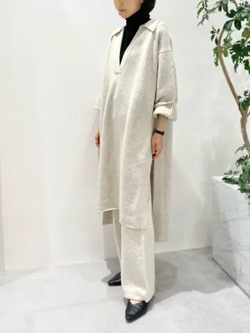 BEIGE， R.A コーディネート画像