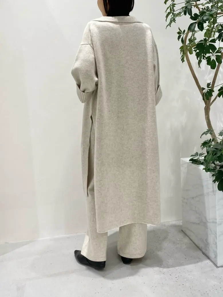 BEIGE， R.A コーディネート画像