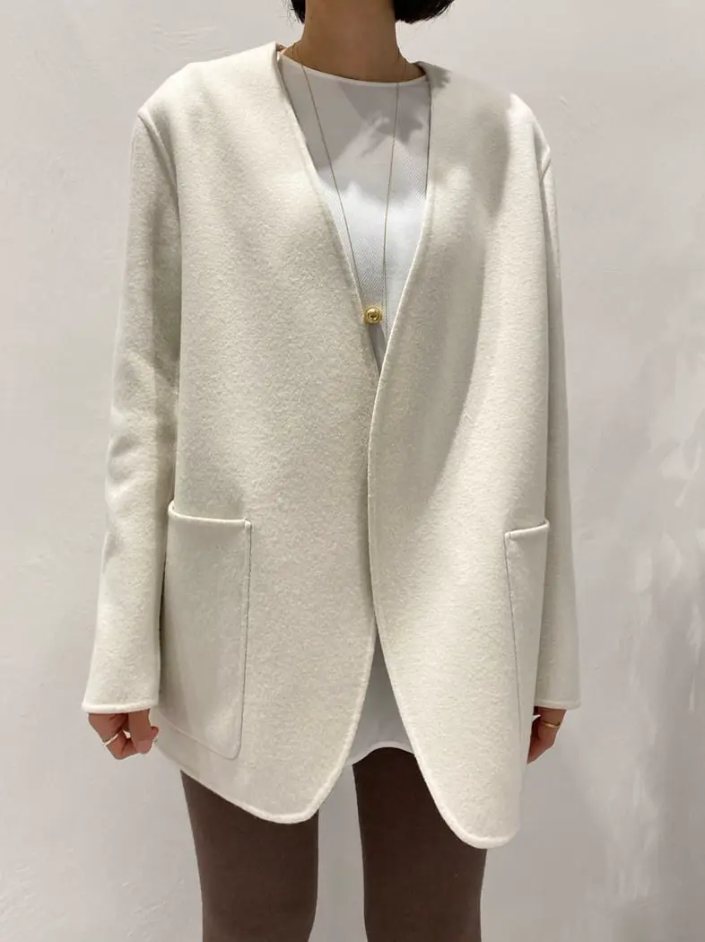 BEIGE， R.A コーディネート画像