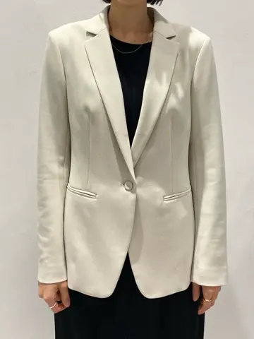 BEIGE， R.A コーディネート画像