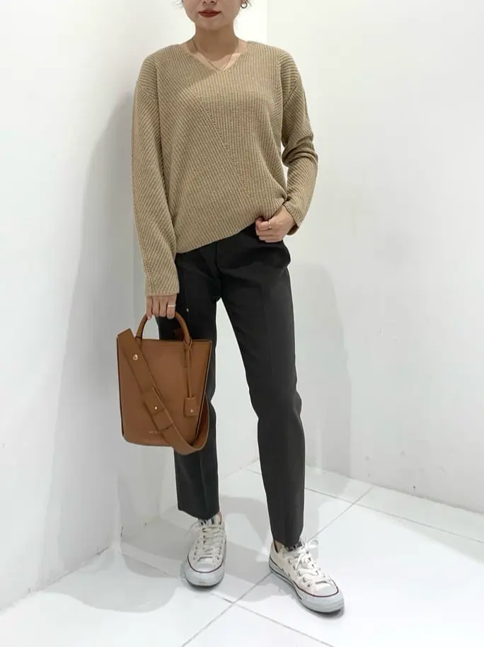 BEIGE， アライ コーディネート画像