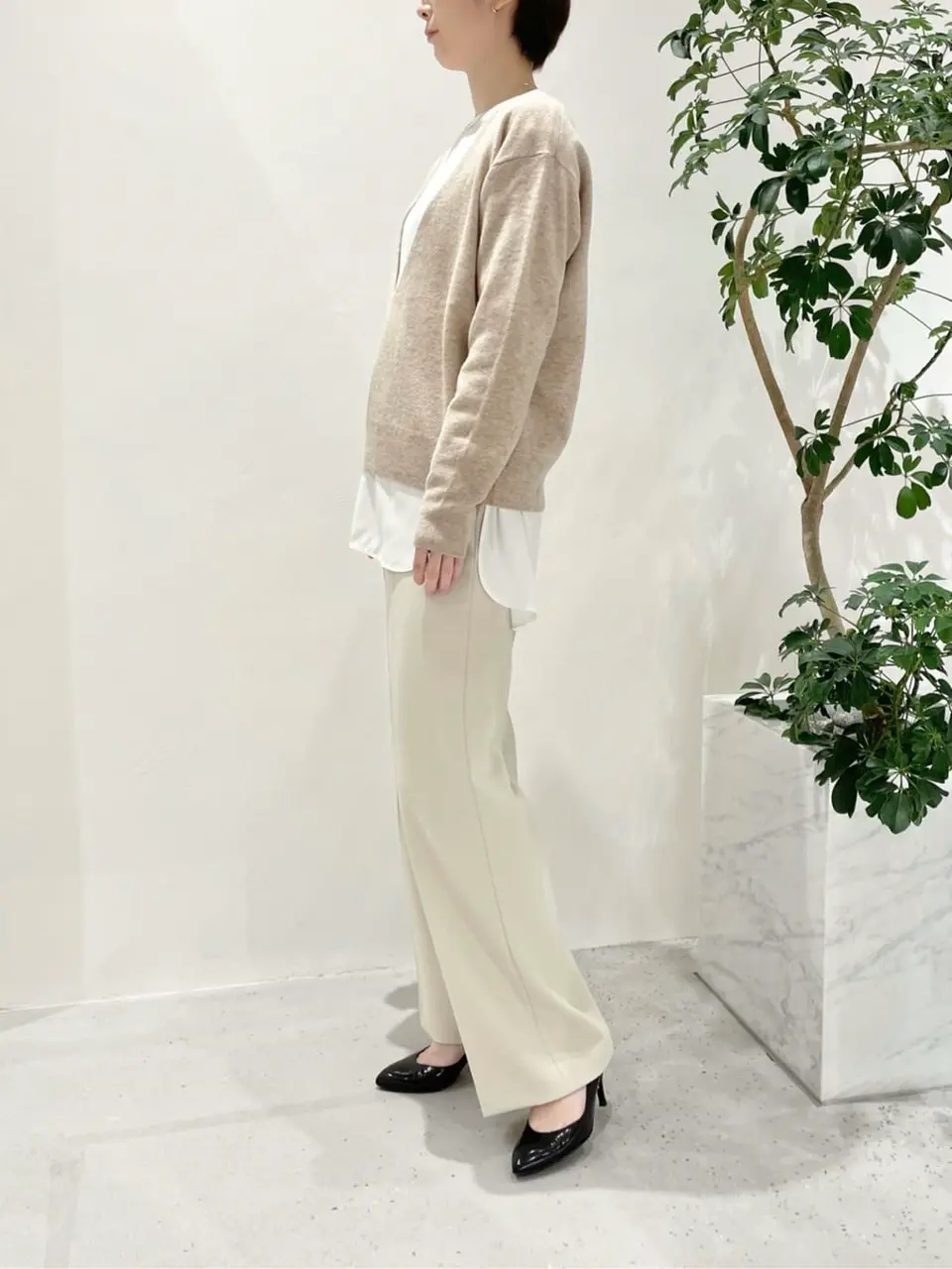 BEIGE， 小泉 コーディネート画像