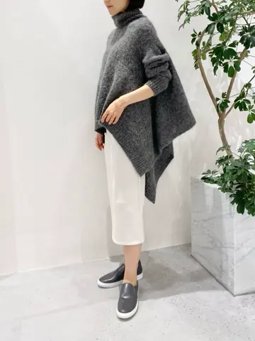 BEIGE， R.A コーディネート画像