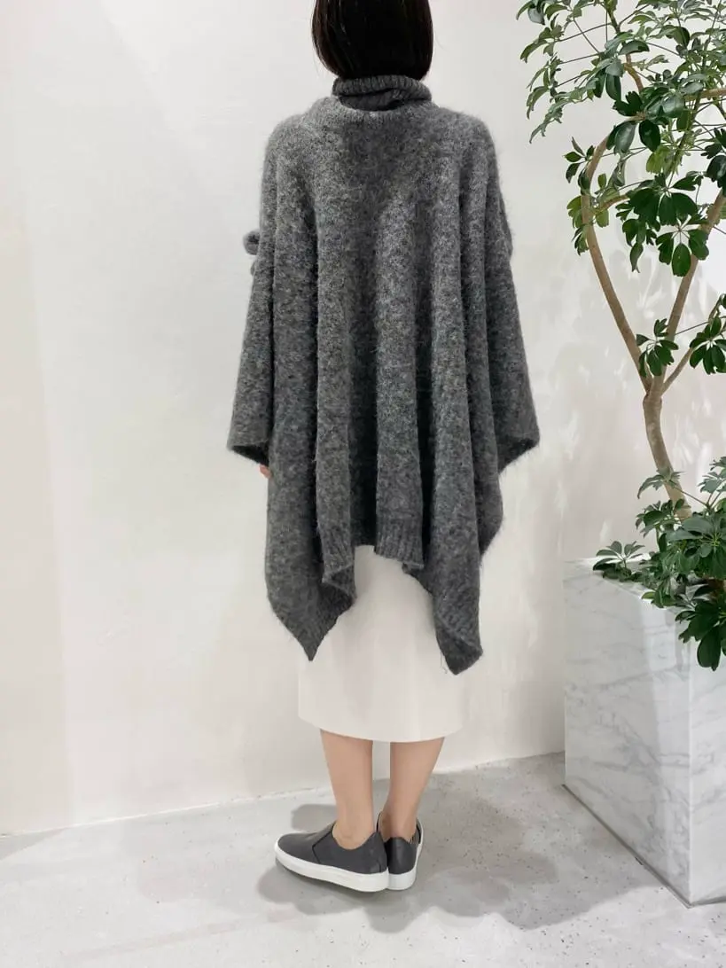 BEIGE， R.A コーディネート画像