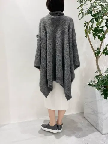 BEIGE， R.A コーディネート画像