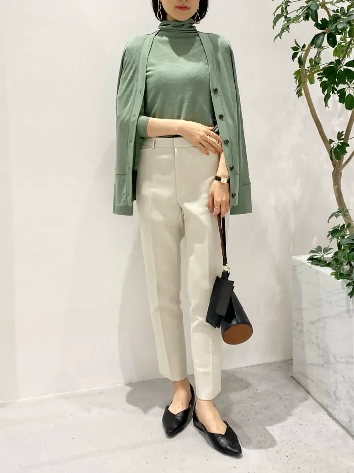 BEIGE， R.A コーディネート画像