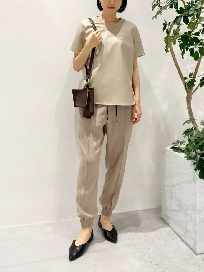 BEIGE， R.A コーディネート画像