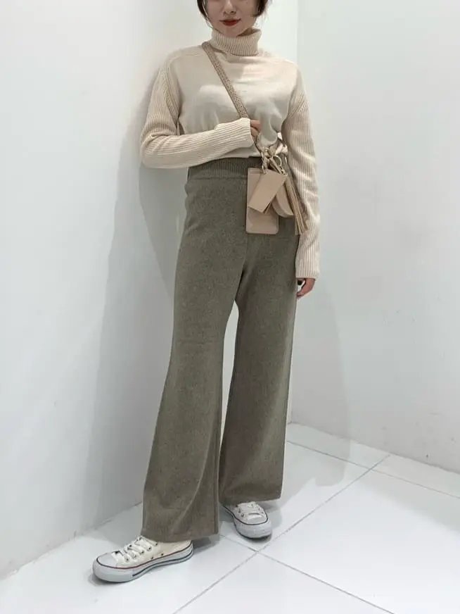 BEIGE， アライ コーディネート画像