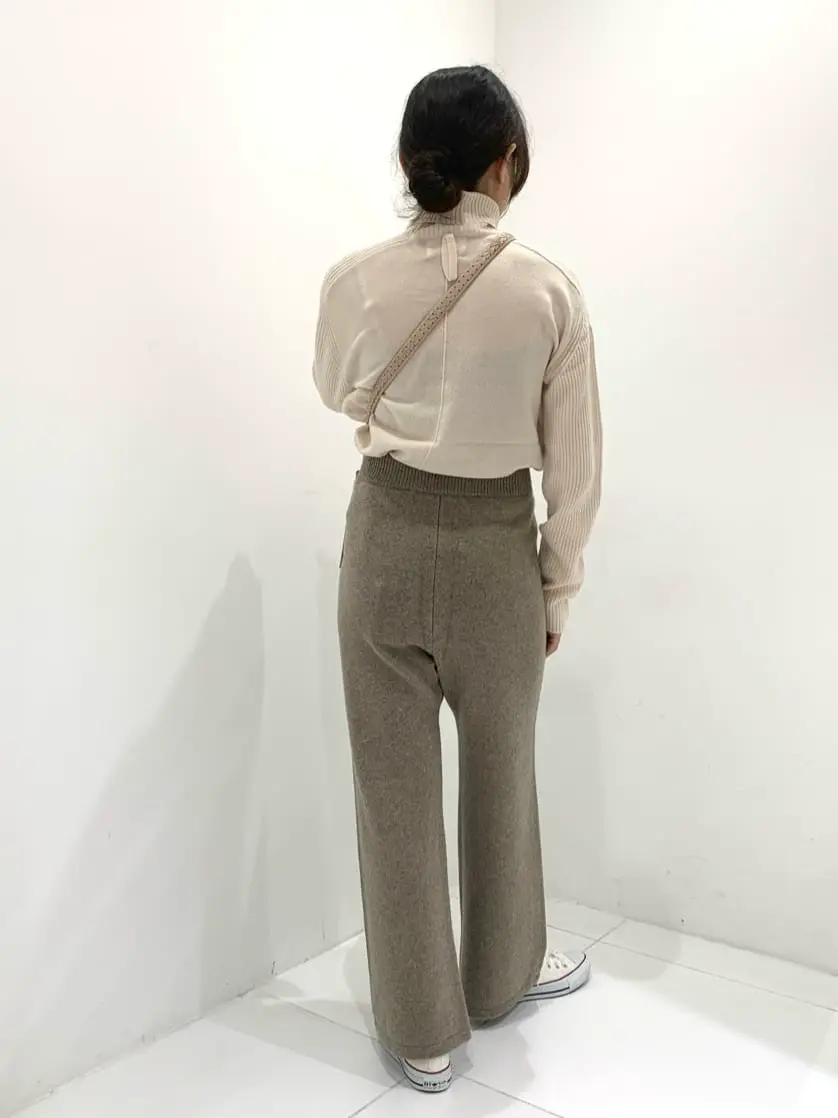 BEIGE， アライ コーディネート画像